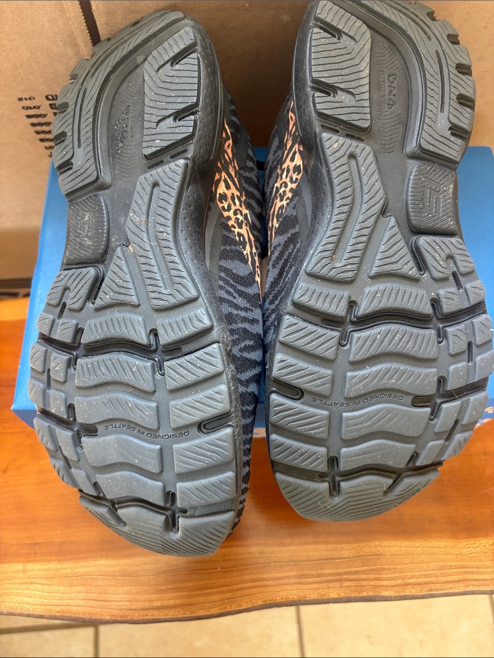 Brooks Ghost 15 Women's Black Zebra-Pattern Running Shoes with Pink Accents - Picture 3 of 5